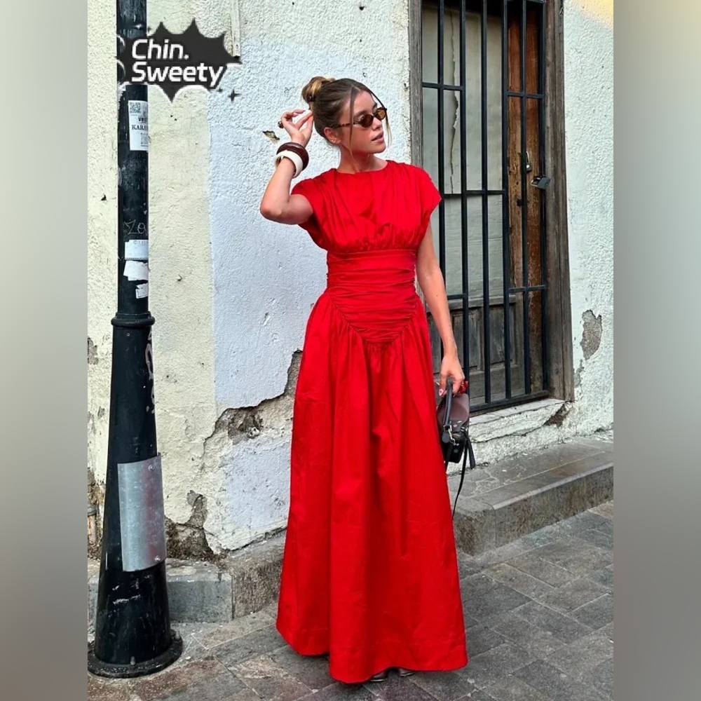 Micas‎ Solid Ruched Maxi Dress - Picture 3 of 17